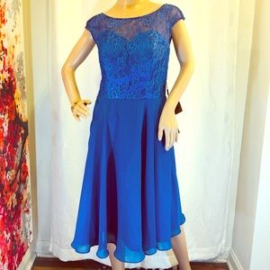 ❤️  Women’s Elegant Laced Dress